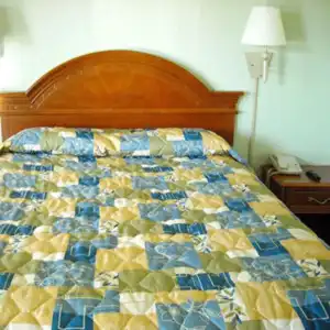 Whispering Pines Motel - 4
