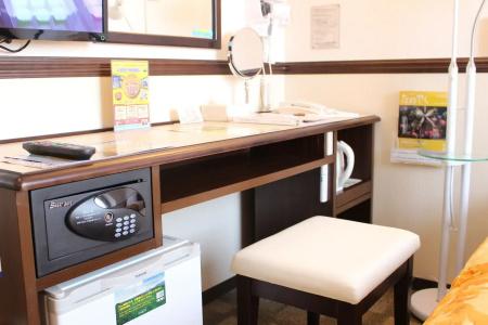 Toyoko Inn Tokyo Nihombashi Ningyocho - 24