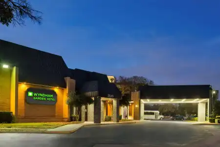Holiday Inn Select North Dallas - 0