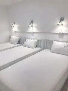 Zleepinezz Hostel - 22