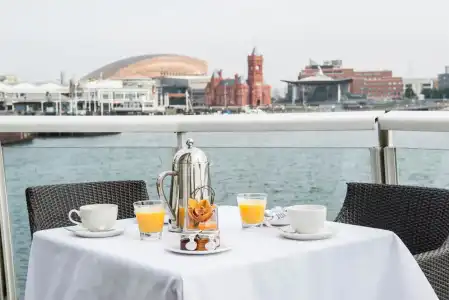 voco St David's Cardiff by IHG - 9