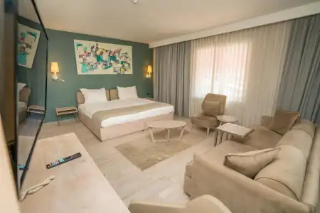 The Gate 30 Suites - 39