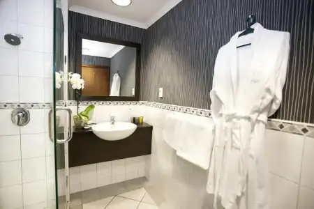 Distinction Coachman, Palmerston North - 70