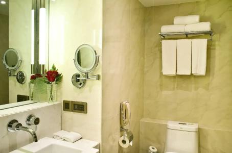 Holiday Inn Kunming City Centre by IHG - 9