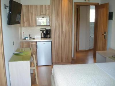 Elements Rooms & Apartments - 10