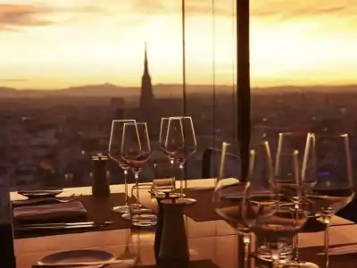 SO/ Vienna - 30
