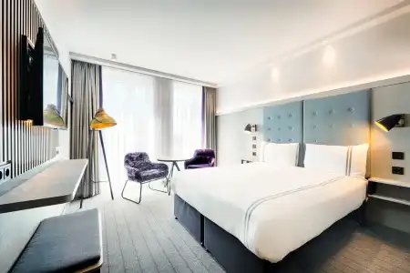 Premier Inn Berlin Alexanderplatz - 31