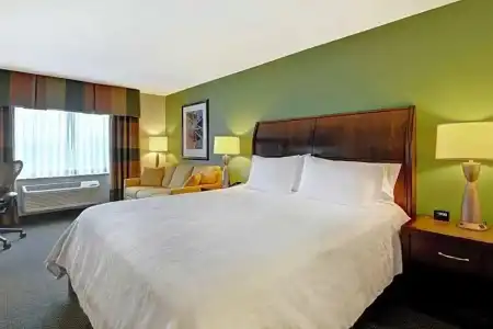 Hilton Garden Inn Green Bay - 50