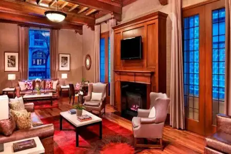 Tremont by SB at Chicago Magnificent Mile - 0