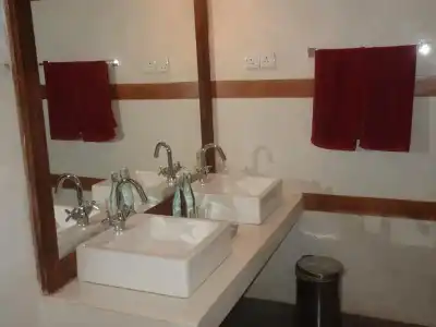 Suite Lanka - 31