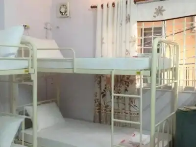 Long Hostel - 10