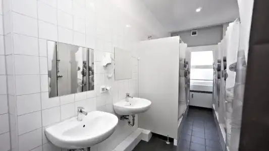 C & N Hostel Munich - 26