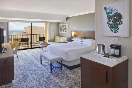 Hilton Hawaiian Village Waikiki Beach Resort - 49