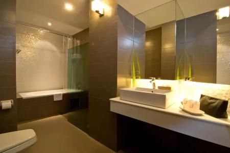 J Residence - 173