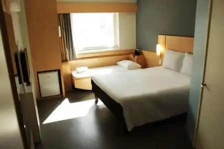 ibis Copacabana Posto 5 - 38