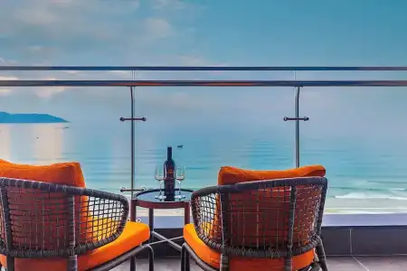 Le Sands Oceanfront Danang - 77