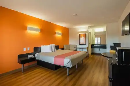 Motel 6 Savannah, GA - Midtown - 37