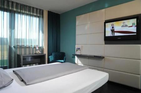 Best Western Wuerzburg Sued - 71
