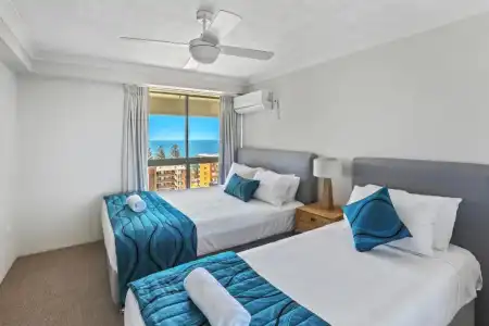 Gemini Court Holiday Apartments - 505