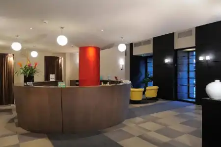 iHs Milano Ambasciatori - 1