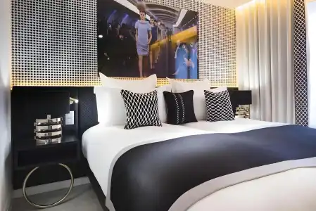 Hôtel Dress Code - 16