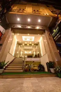 The Silk Boutique & Spa - 0