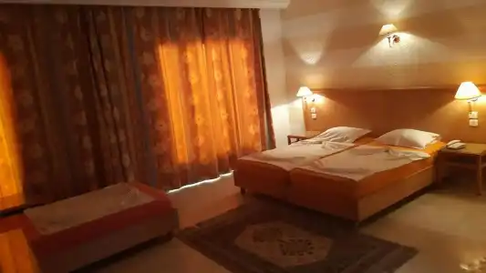 Hôtel Sindbad - 1