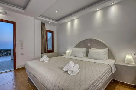 Splendour & Suites - 200