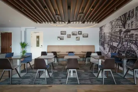 Hampton by Hilton Amsterdam Centre East - 34