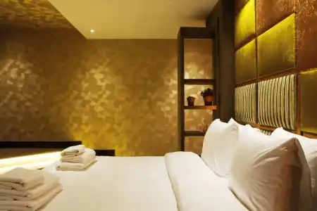 Manzo's Suites - 93