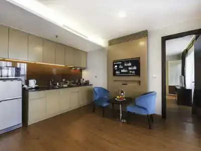 Novotel Suites Hanoi - 56