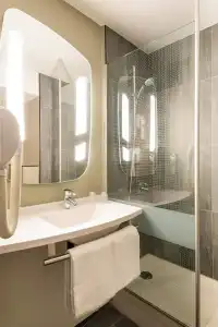 Ibis Paris Gare du Nord Château-Landon 10ème - 44
