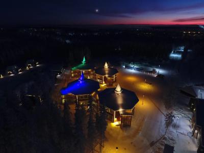 Santa's Luxury Boutique Villa - Santa Claus Village - 43
