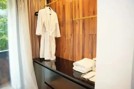 La Suite Boutique - 72