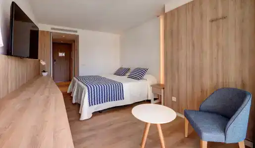 Hipotels Bahia Cala Millor - Adults Only - 3