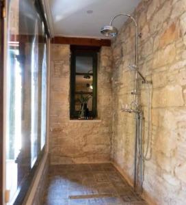 Oinou Strata - Adults Only - 37