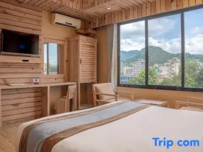 Trekkers Inn - 58