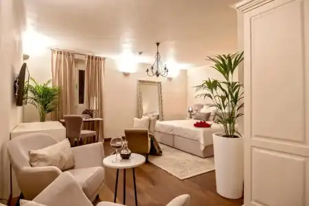 Puteus Palace Brac - 75