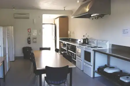 Saxton Lodge - 18