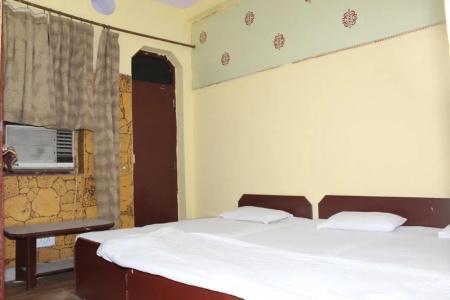 Raj Bed & Breakfast - 6