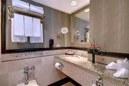 The Whitehall, BW Premier Collection - 60