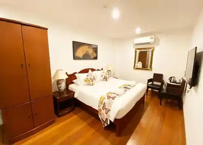 Heeren Straits - 24