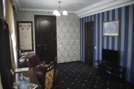 Garden Hall - 45