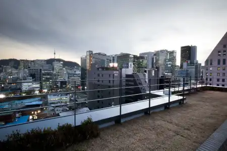 Grid Inn - 16