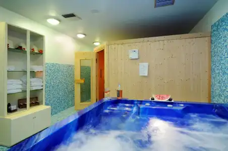 Sani Polyastron & Spa - 20