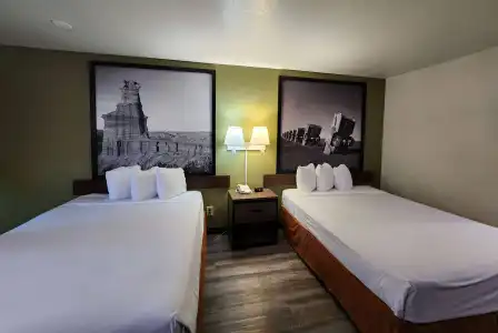 Super 8 by Wyndham Austin North/University Area - 3