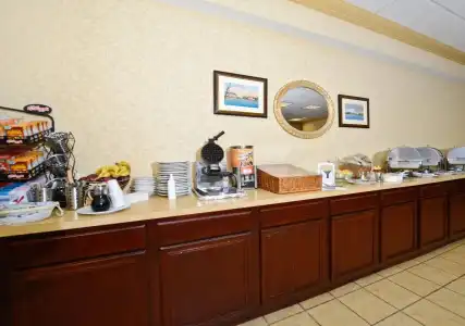 Best Western Old Colony Inn - 25