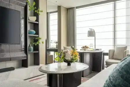 Four Seasons At Centre - 103