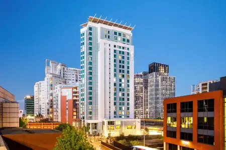 Radisson Blu Cardiff - 14