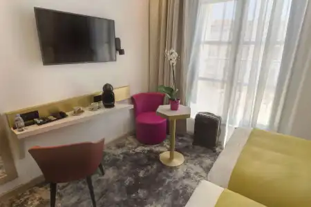 Best Western Plus Comedie Saint-Roch - 48